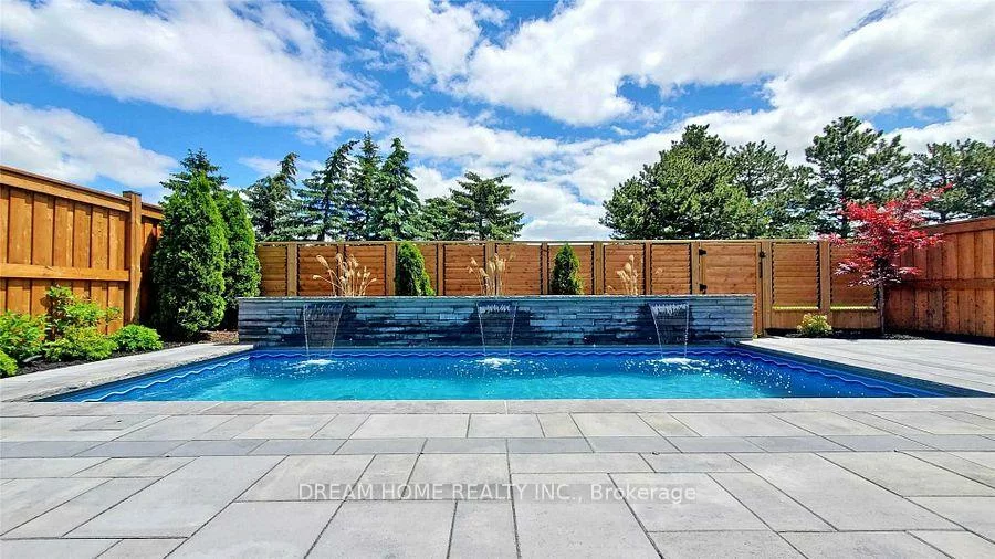 47, Venetian, East Woodbridge, Vaughan