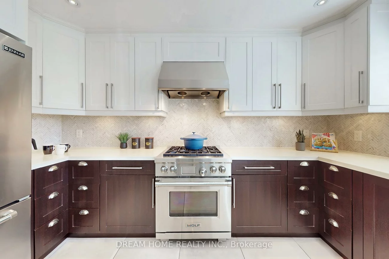 47, Venetian, East Woodbridge, Vaughan