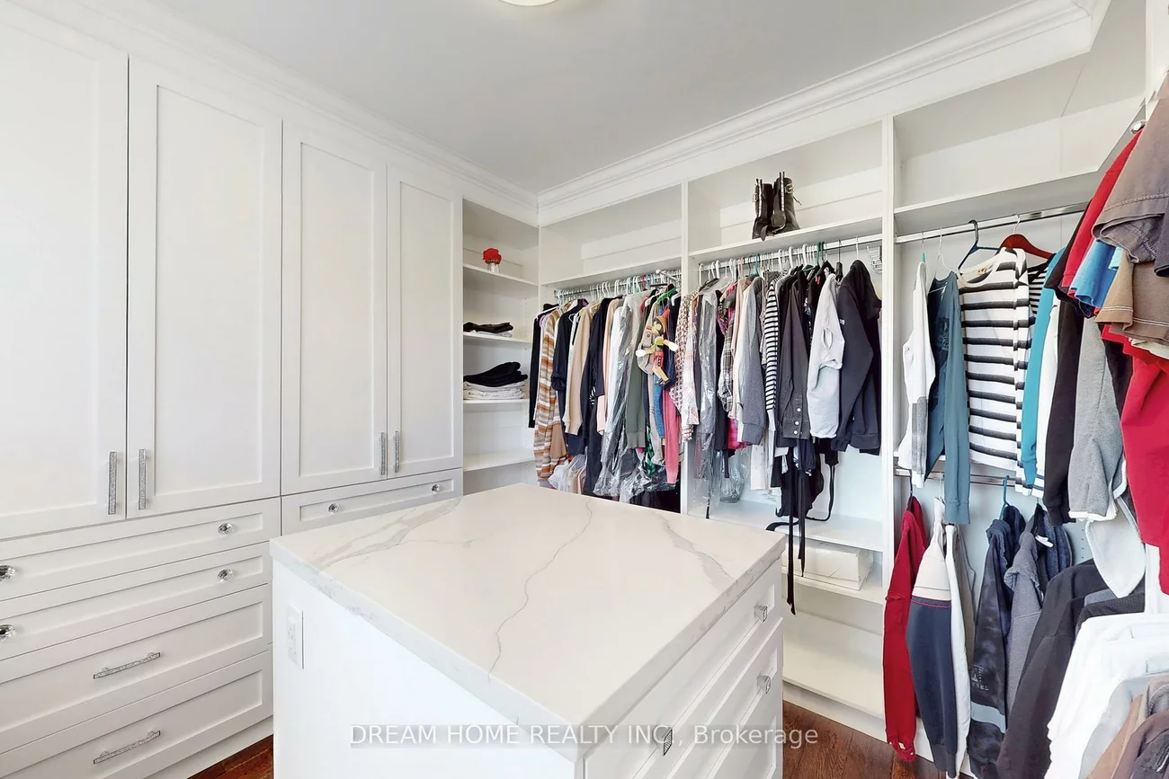 47, Venetian, East Woodbridge, Vaughan