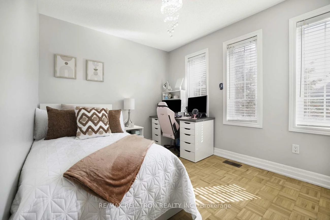 287, Wildberry, Vellore Village, Vaughan