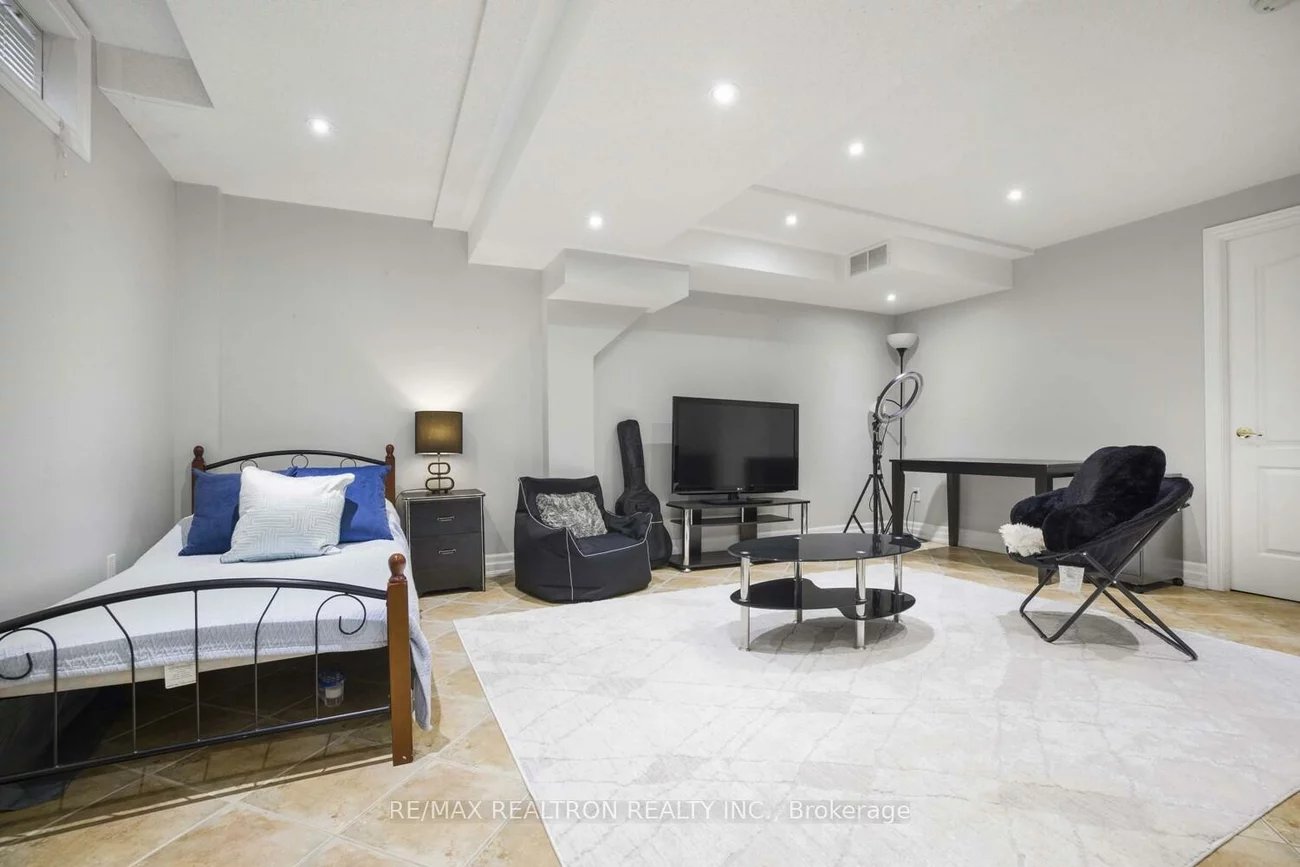 287, Wildberry, Vellore Village, Vaughan