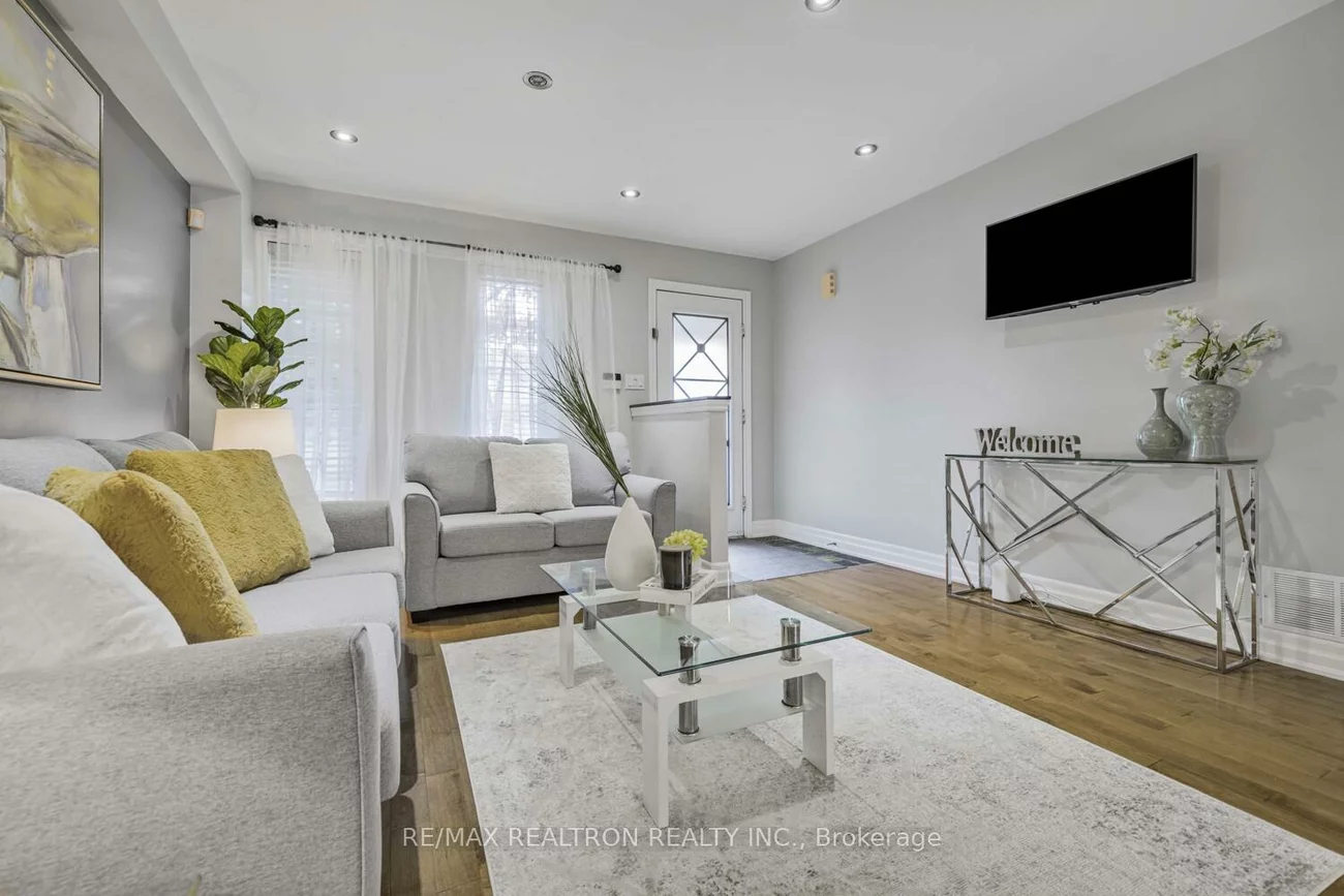 287, Wildberry, Vellore Village, Vaughan