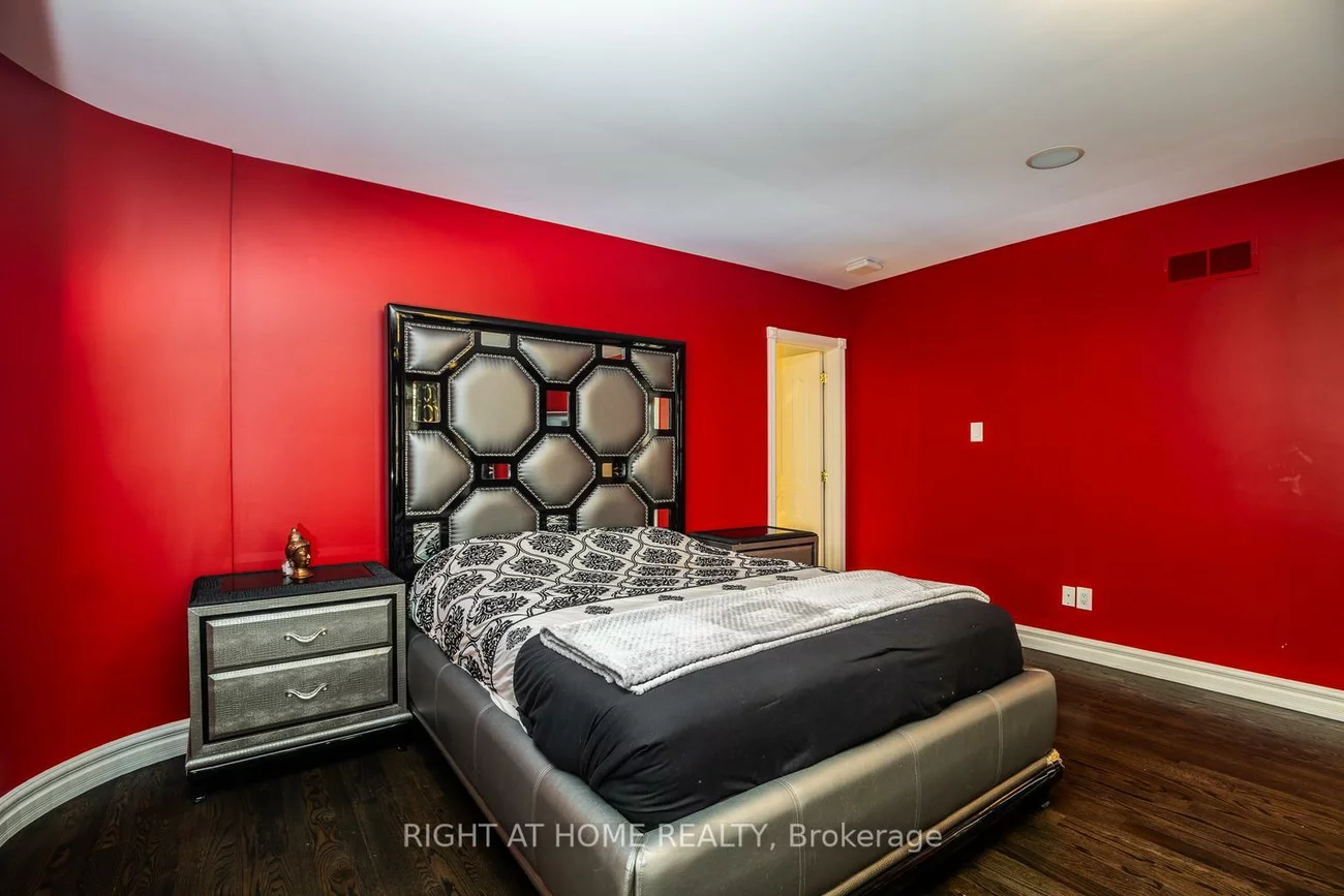 38, Sugarbush, East Woodbridge, Vaughan