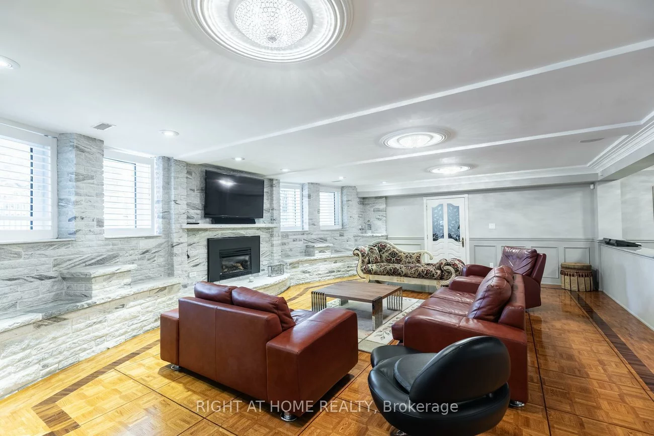 38, Sugarbush, East Woodbridge, Vaughan