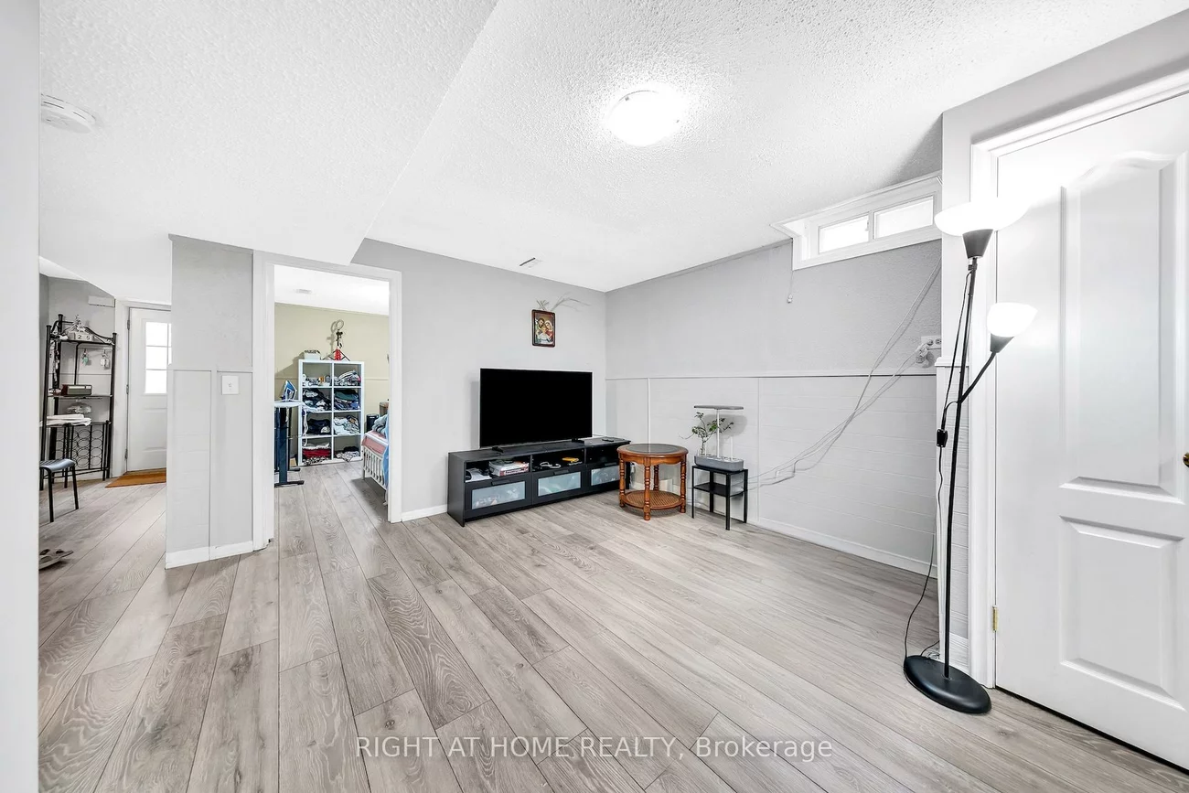 8, Terra, East Woodbridge, Vaughan