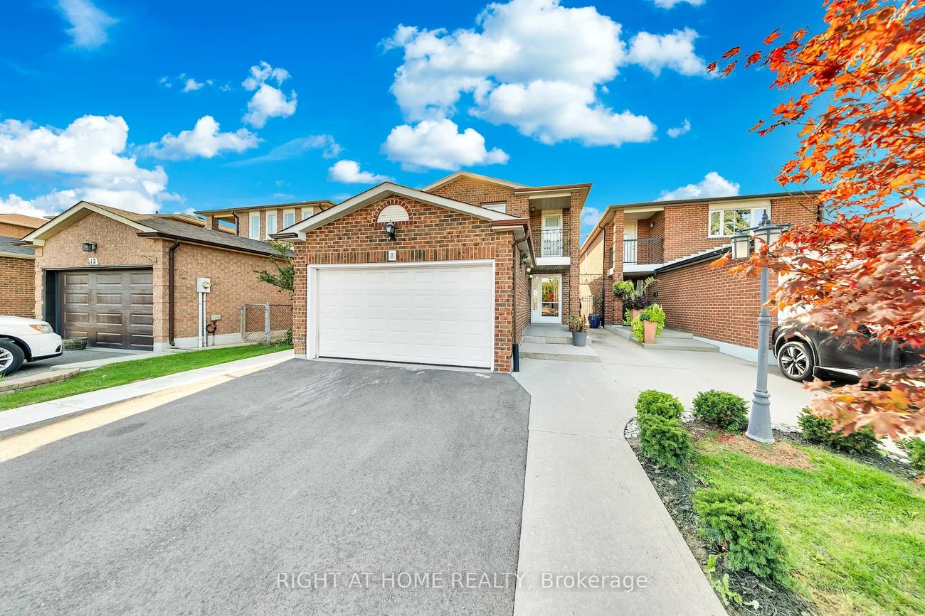 8, Terra, East Woodbridge, Vaughan