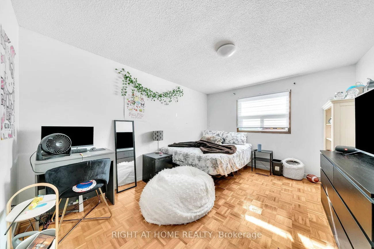 8, Terra, East Woodbridge, Vaughan