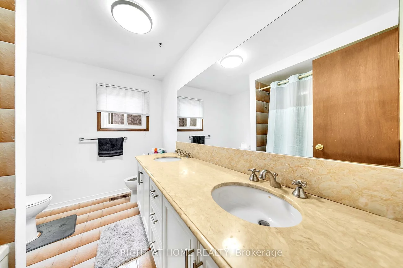 8, Terra, East Woodbridge, Vaughan