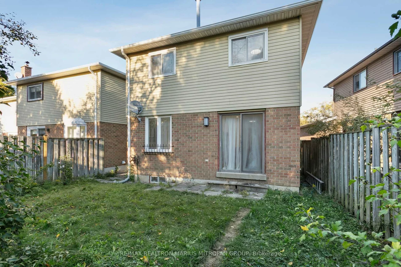 161, Joanna, Crestwood-Springfarm-Yorkhill, Vaughan