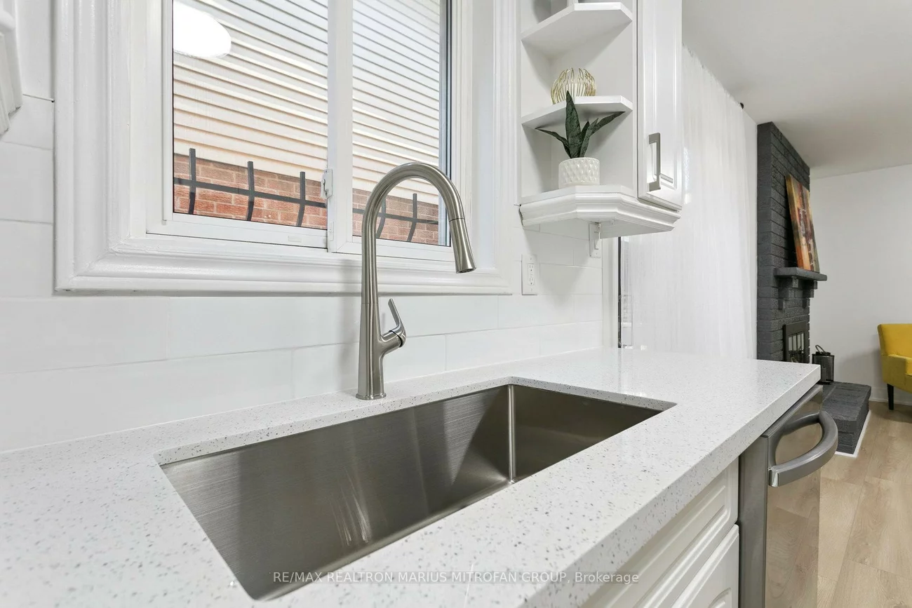 161, Joanna, Crestwood-Springfarm-Yorkhill, Vaughan