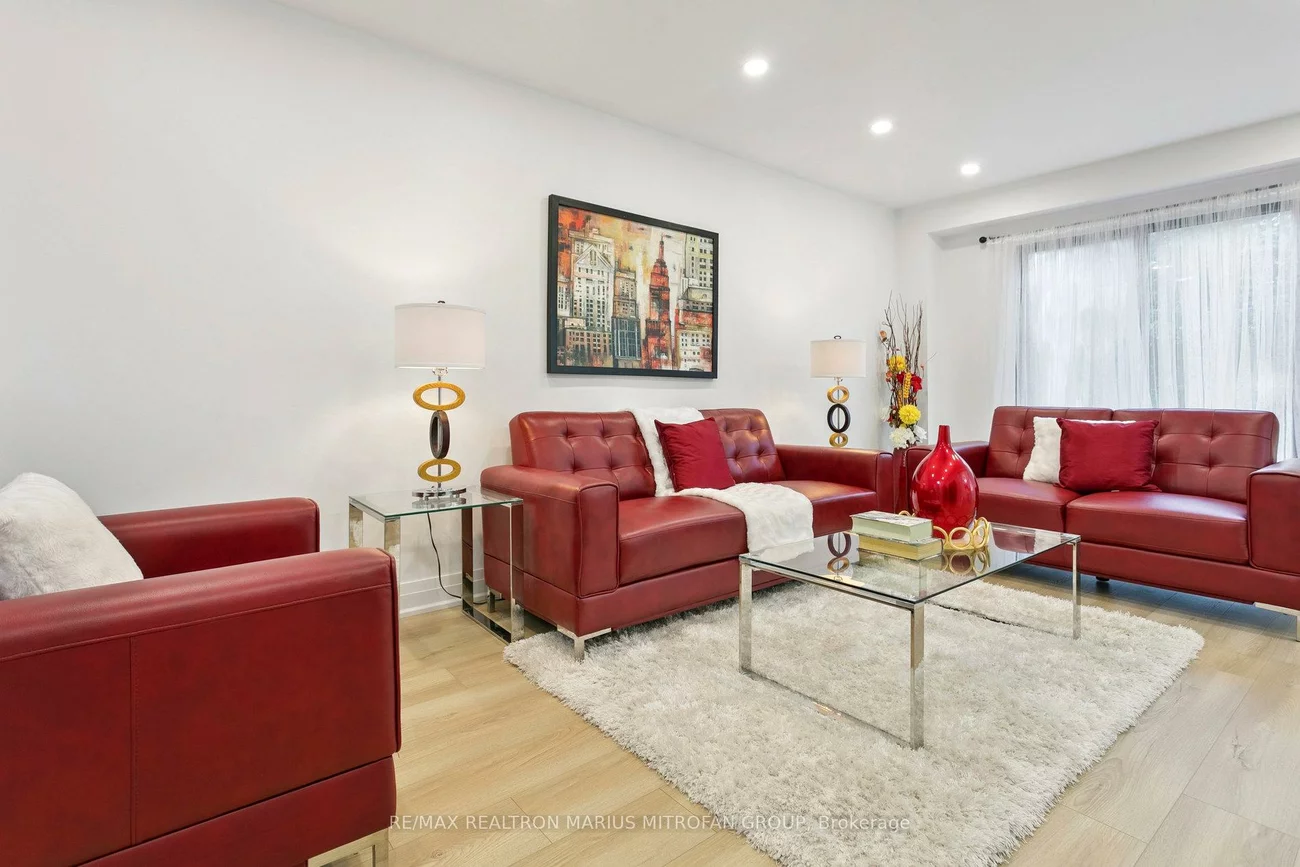 161, Joanna, Crestwood-Springfarm-Yorkhill, Vaughan