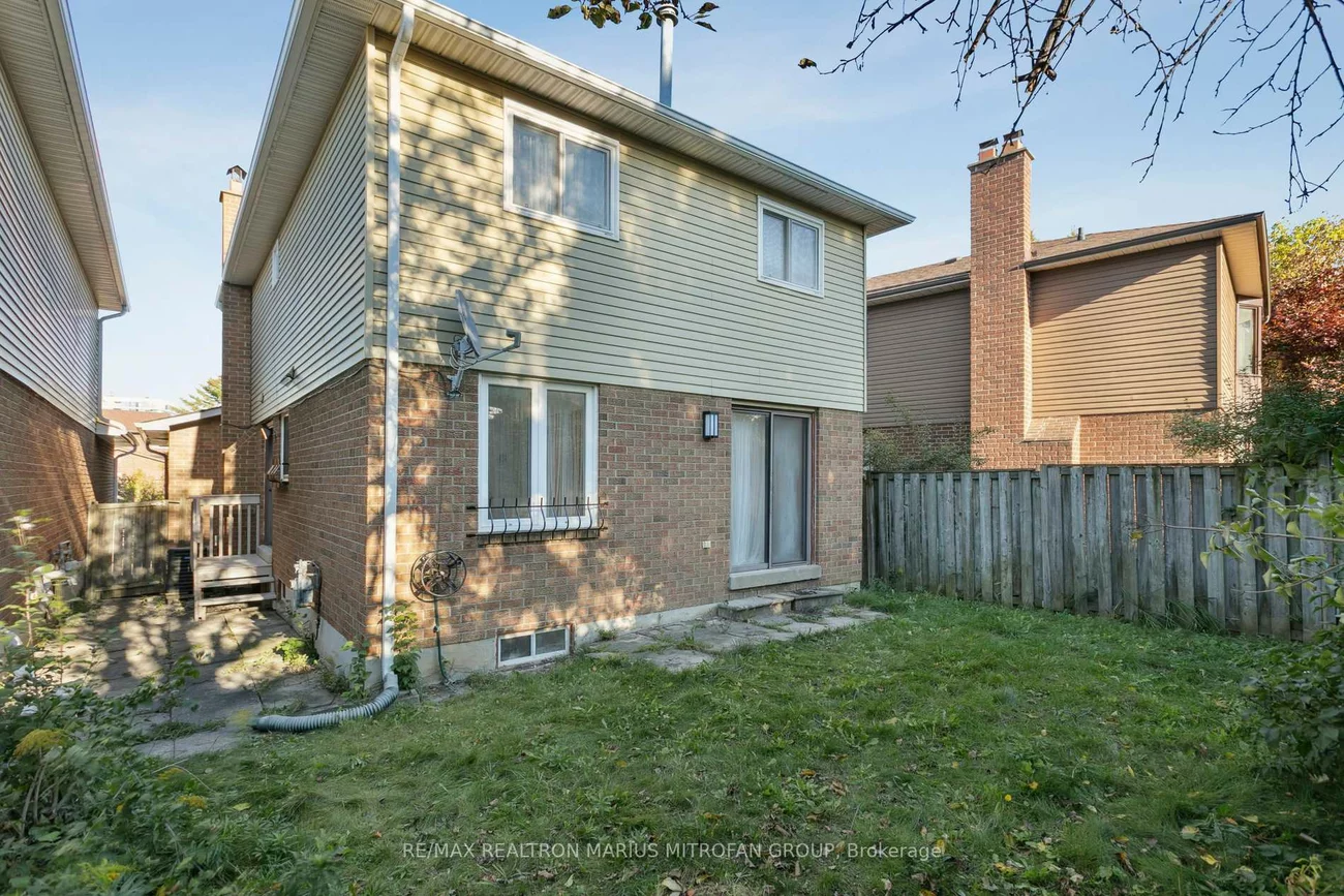 161, Joanna, Crestwood-Springfarm-Yorkhill, Vaughan