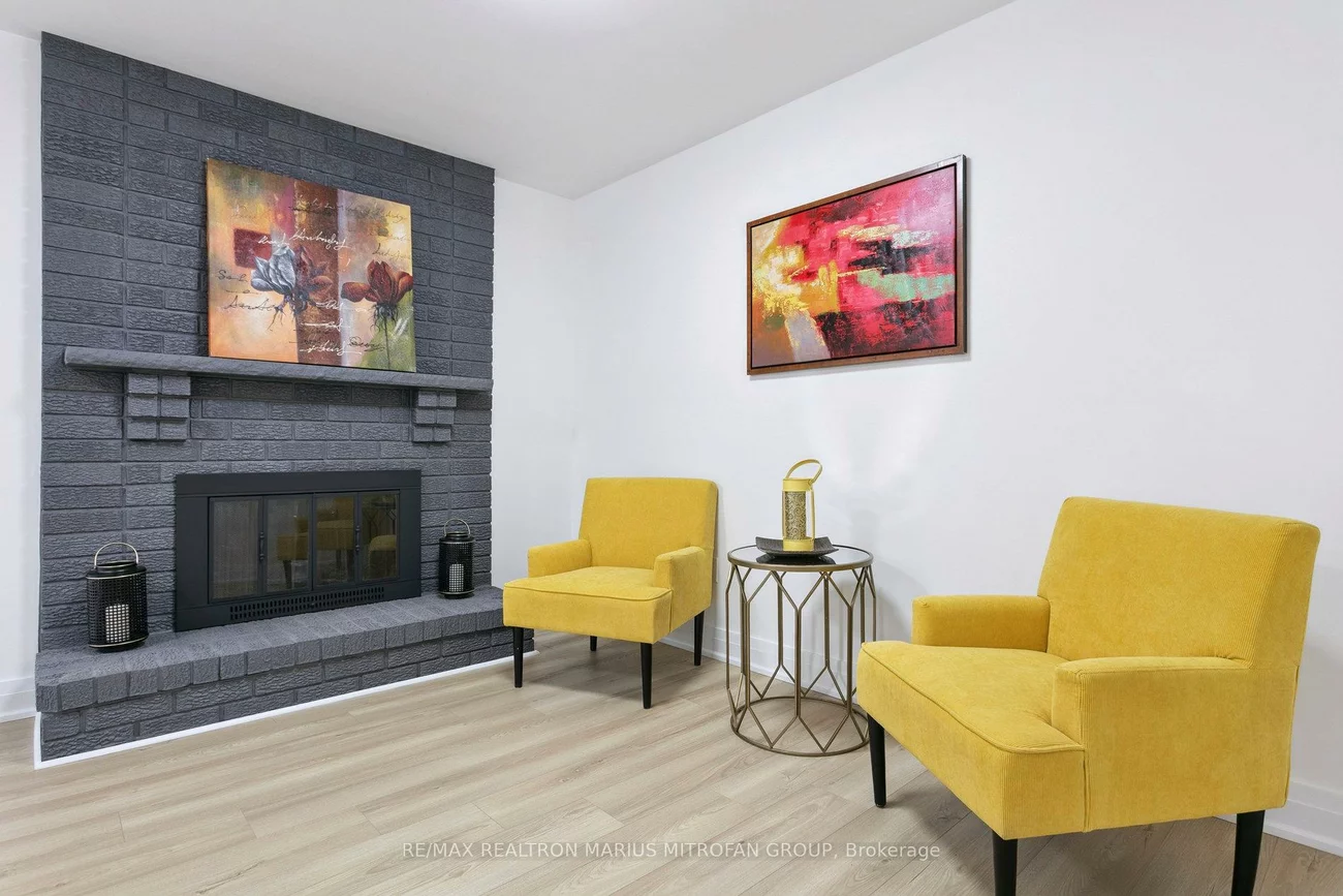 161, Joanna, Crestwood-Springfarm-Yorkhill, Vaughan