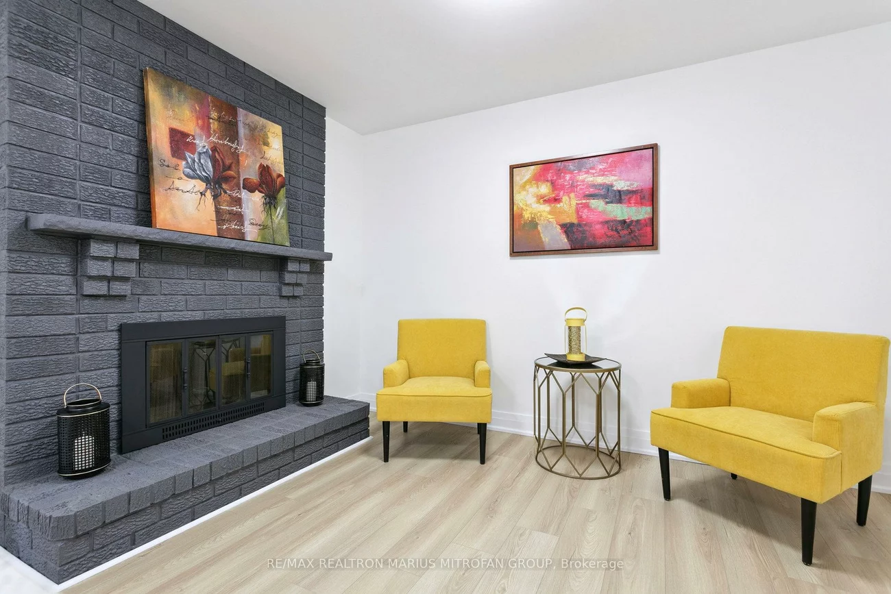 161, Joanna, Crestwood-Springfarm-Yorkhill, Vaughan