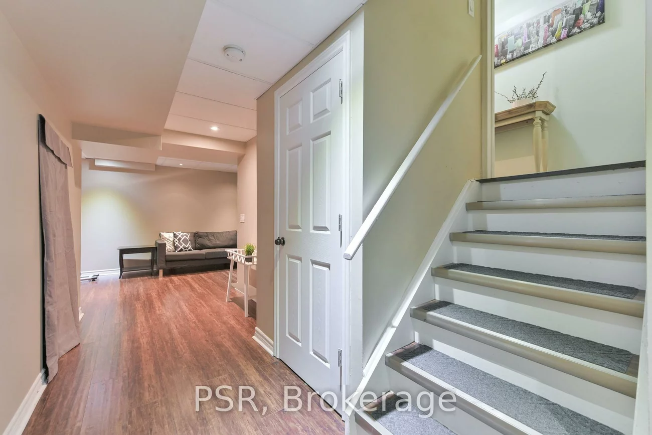 35, Arundel, Vellore Village, Vaughan