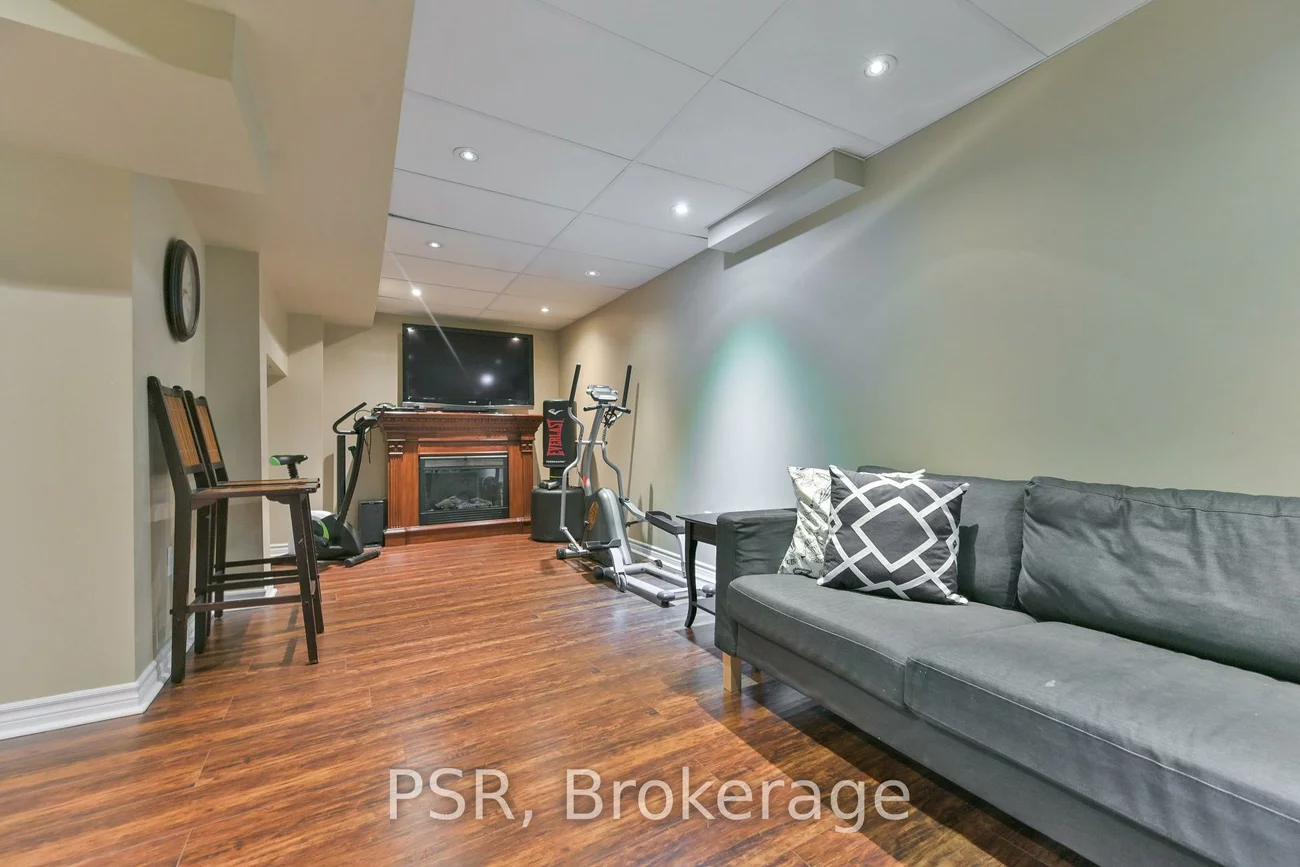 35, Arundel, Vellore Village, Vaughan