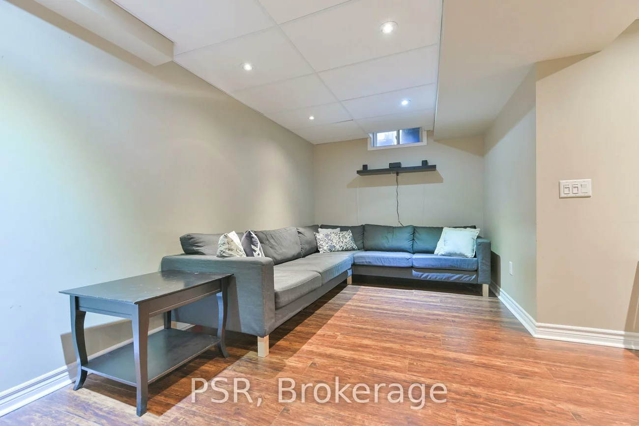 35, Arundel, Vellore Village, Vaughan