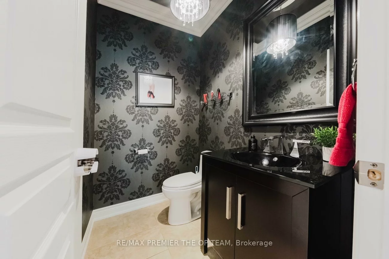 226, Via Borghese, Vellore Village, Vaughan