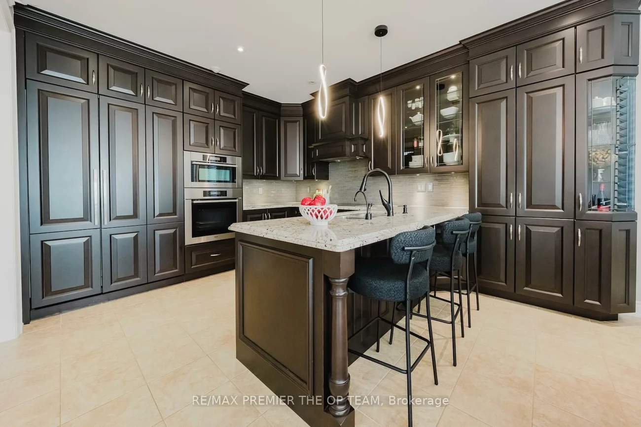 226, Via Borghese, Vellore Village, Vaughan