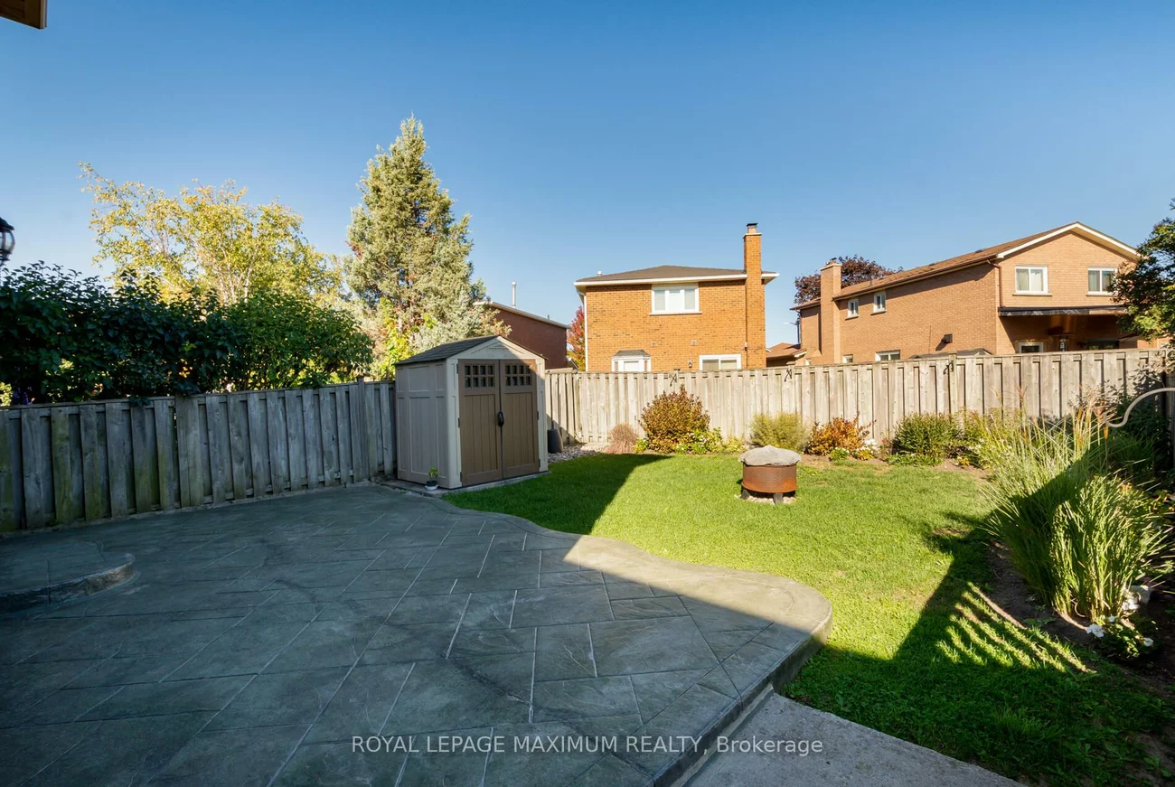 12, Checker, Brownridge, Vaughan