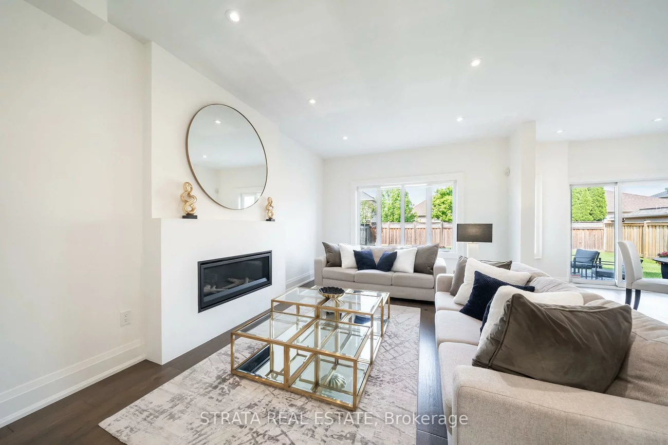 39, Dunblane, Maple, Vaughan