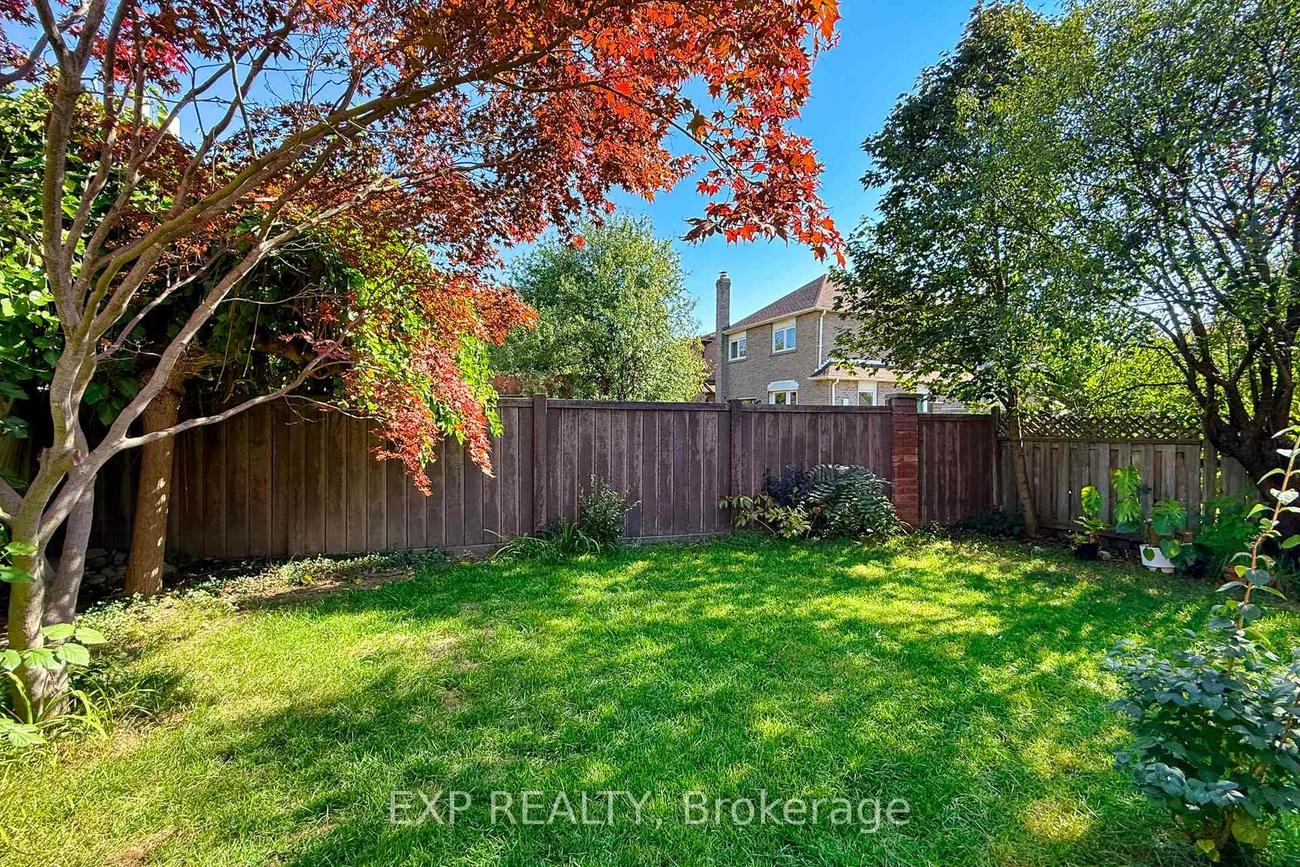 158, Millcroft, Brownridge, Vaughan