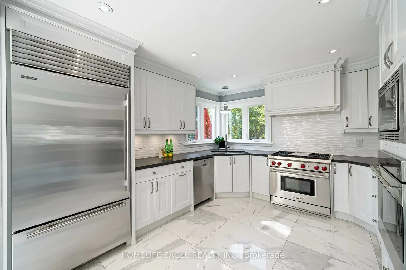 31, Modesto, Islington Woods, Vaughan