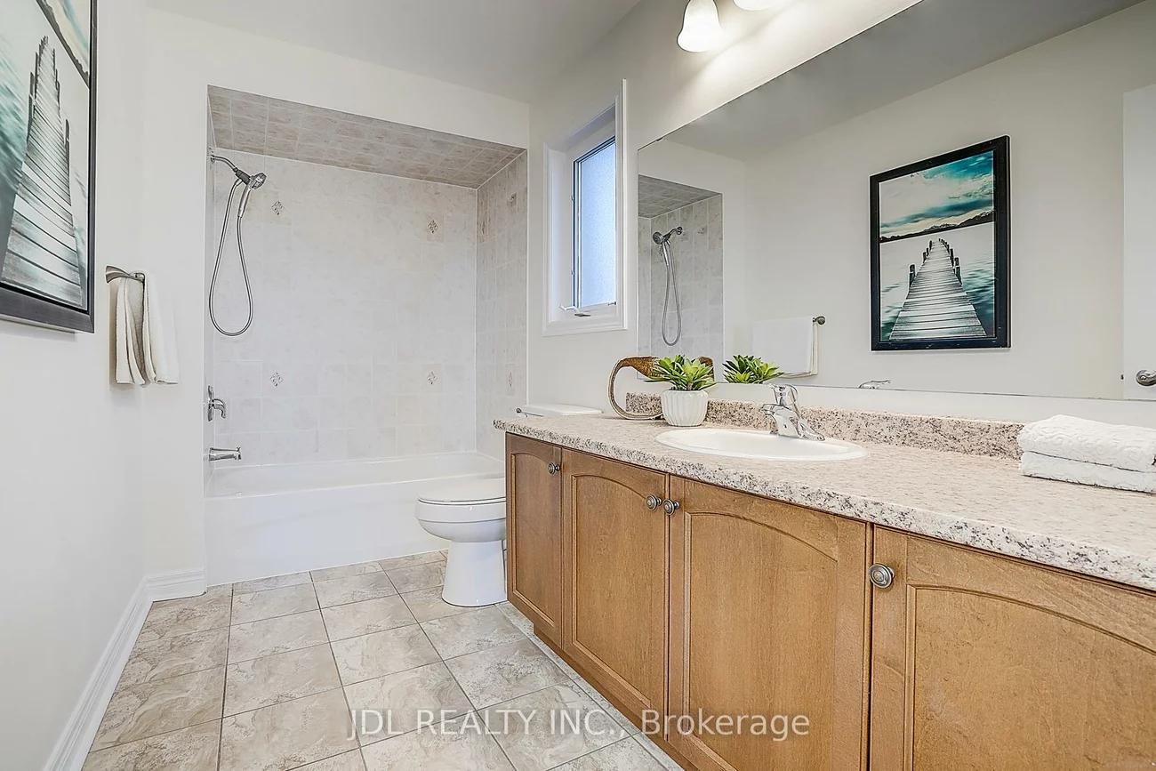 26, Santa Amato, Patterson, Vaughan