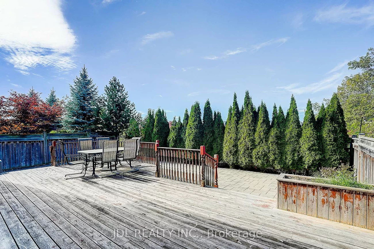 26, Santa Amato, Patterson, Vaughan