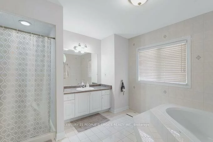 49, Humber Forest, Sonoma Heights, Vaughan