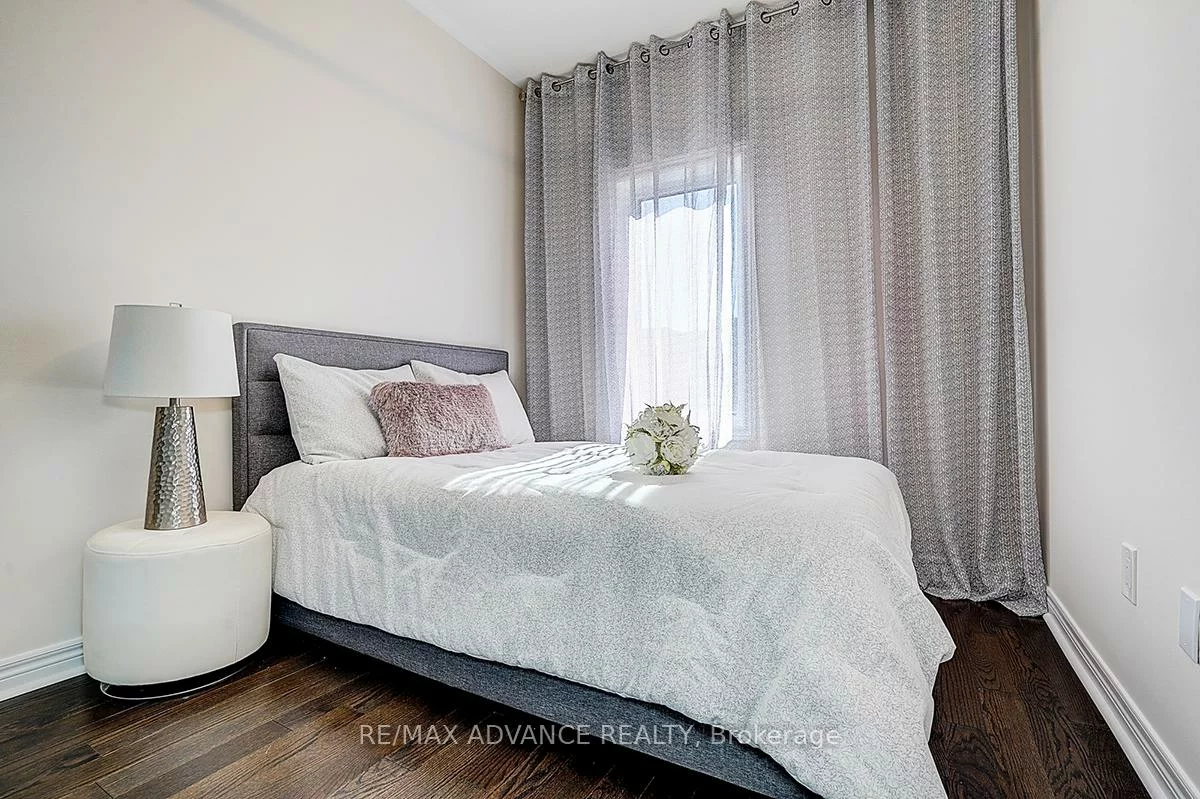 30, Laskin, Patterson, Vaughan