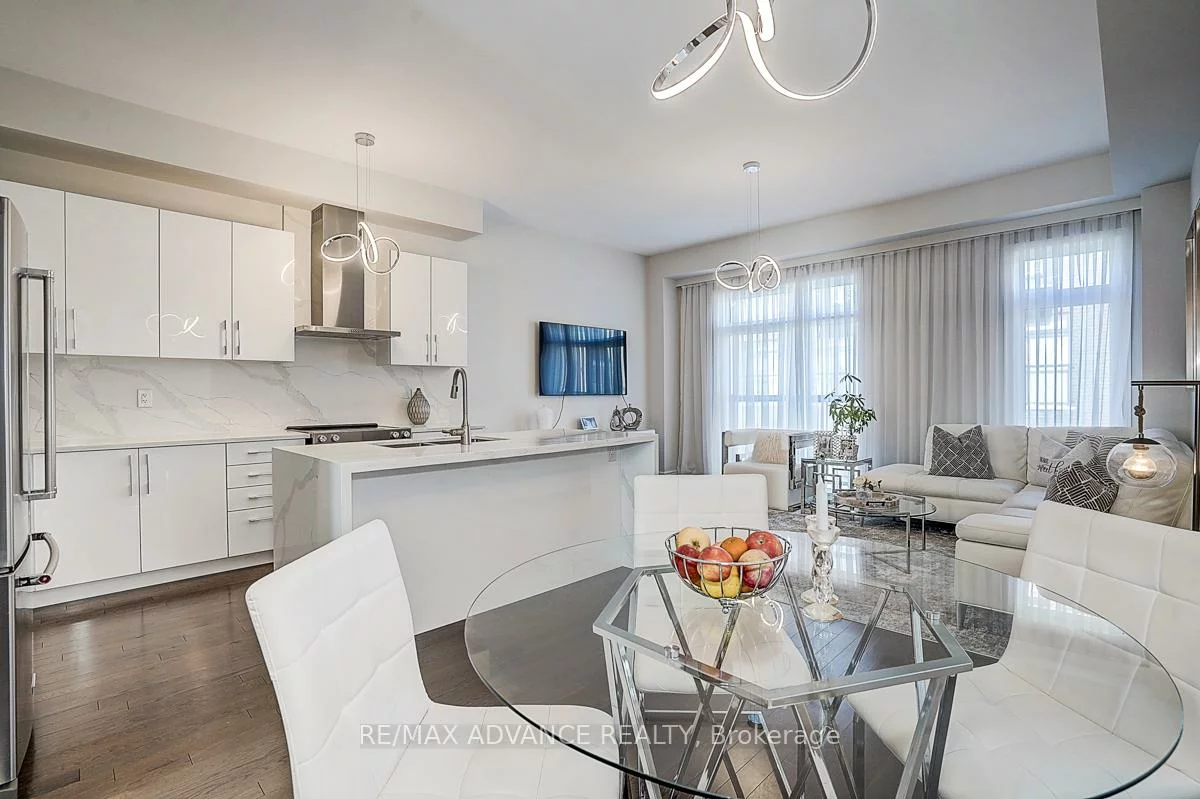 30, Laskin, Patterson, Vaughan