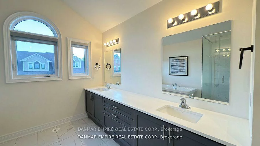 6, Hiawatha, Islington Woods, Vaughan