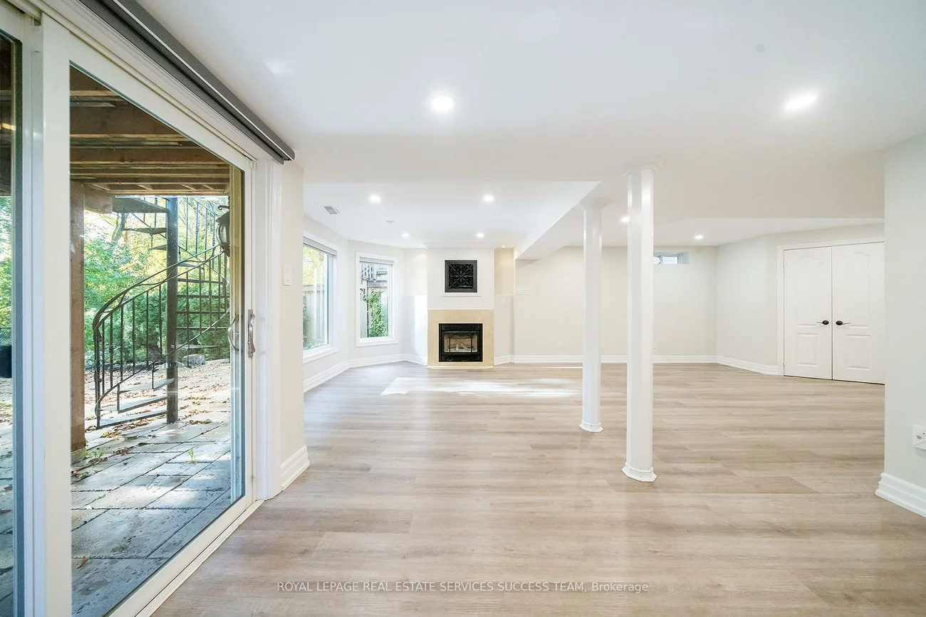 49, Cooper creek, Maple, Vaughan