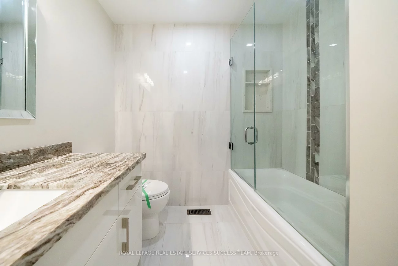 49, Cooper creek, Maple, Vaughan