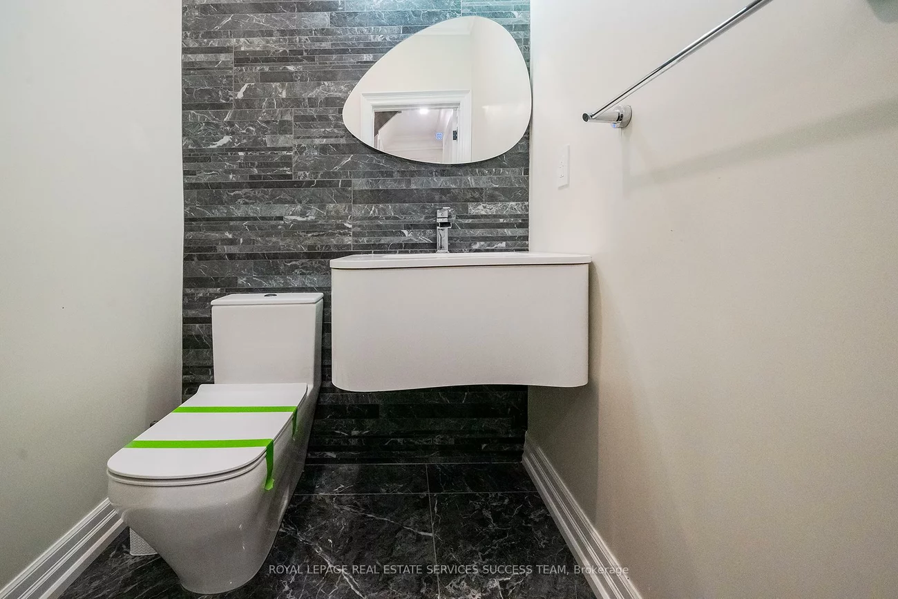 49, Cooper creek, Maple, Vaughan