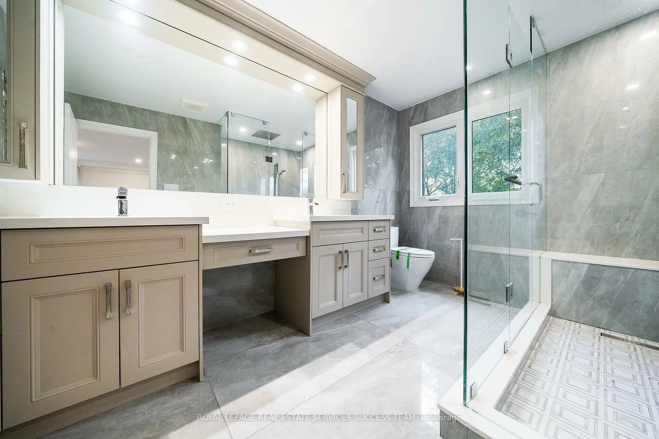 49, Cooper creek, Maple, Vaughan