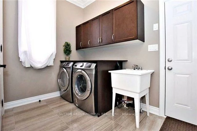 107, Queen Filomena, Patterson, Vaughan