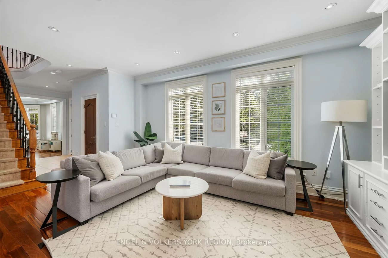 2, Fiorentina, Vellore Village, Vaughan