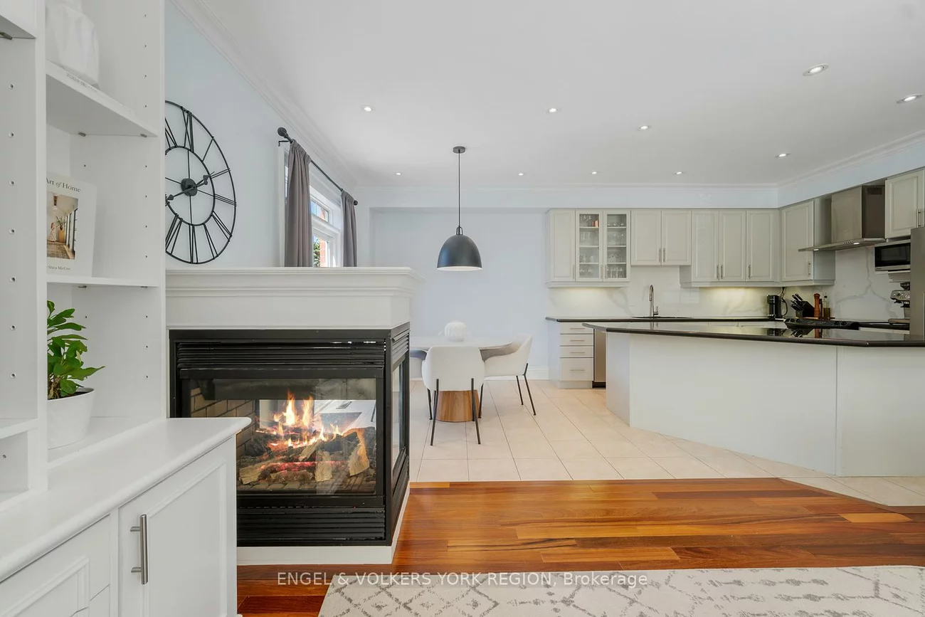 2, Fiorentina, Vellore Village, Vaughan