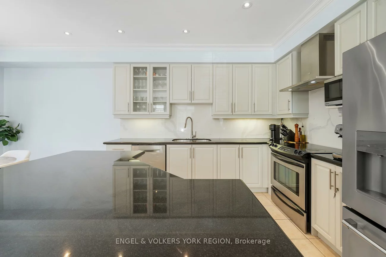 2, Fiorentina, Vellore Village, Vaughan