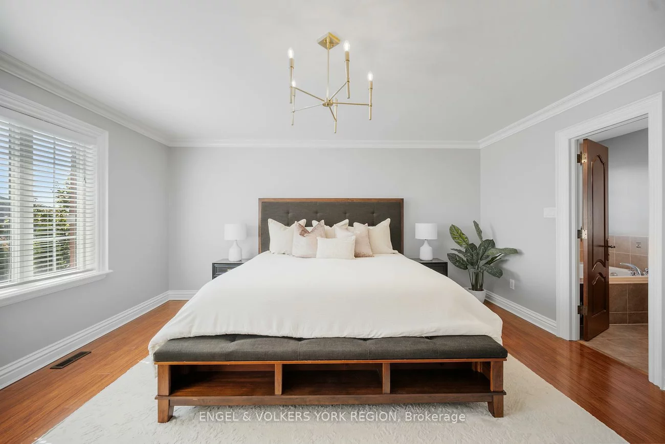 2, Fiorentina, Vellore Village, Vaughan