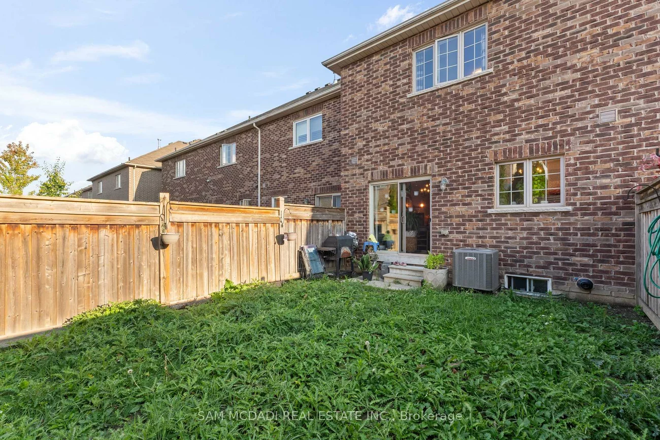 30, Zachary, Vellore Village, Vaughan