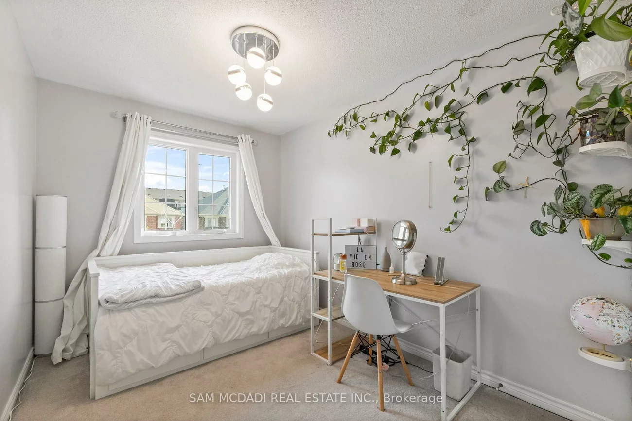 30, Zachary, Vellore Village, Vaughan