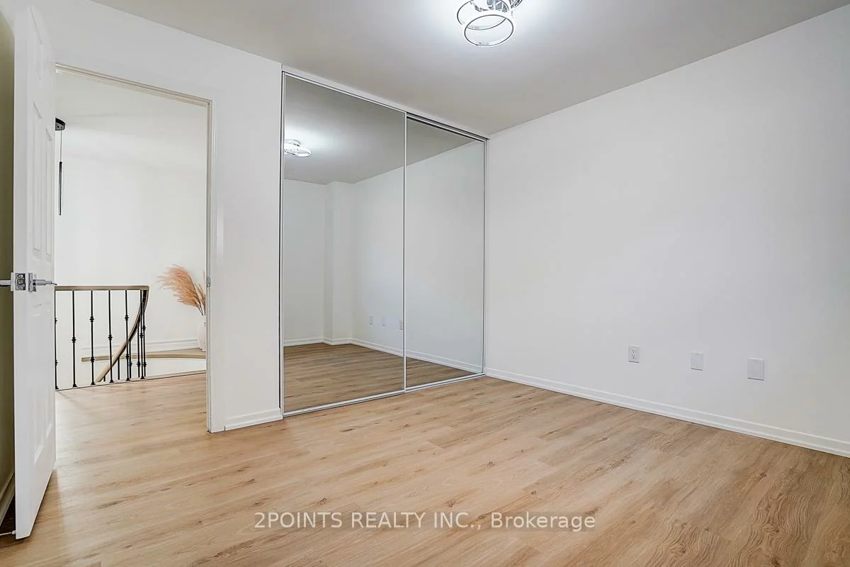 233, Brickstone, Brownridge, Vaughan