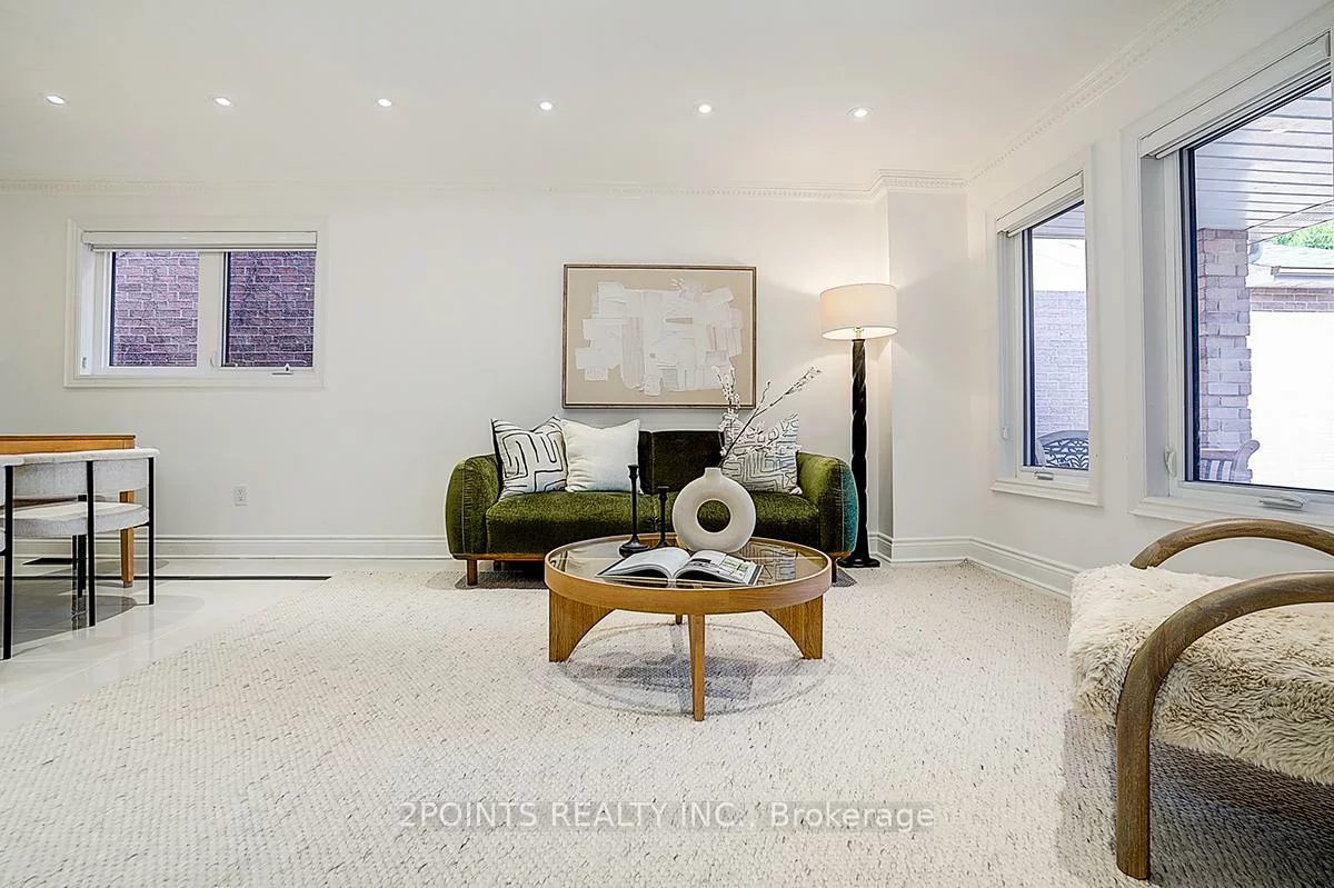 233, Brickstone, Brownridge, Vaughan