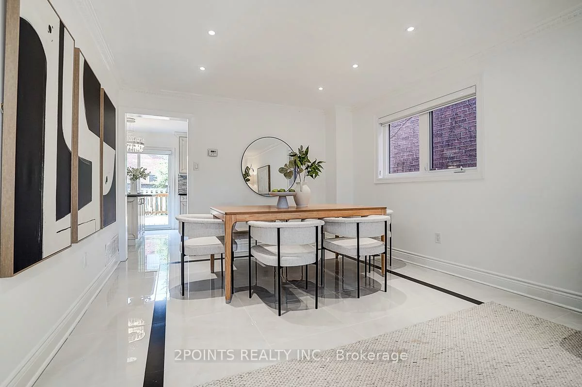 233, Brickstone, Brownridge, Vaughan