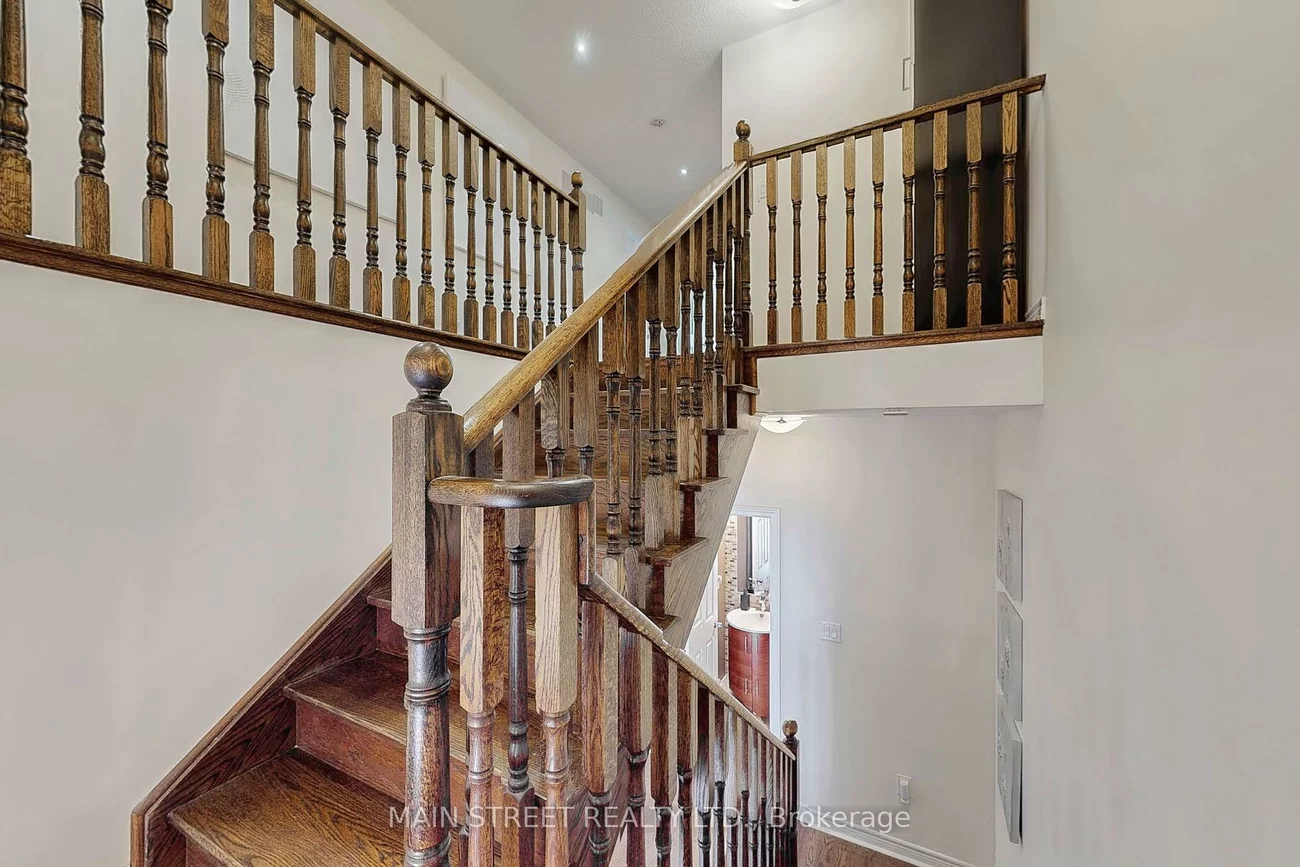 8900, Bathurst, Patterson, Vaughan