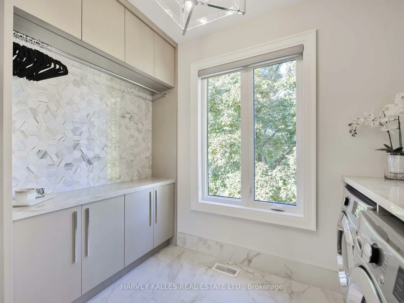 10, Malaren, Maple, Vaughan