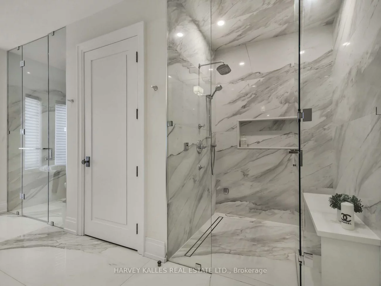 10, Malaren, Maple, Vaughan